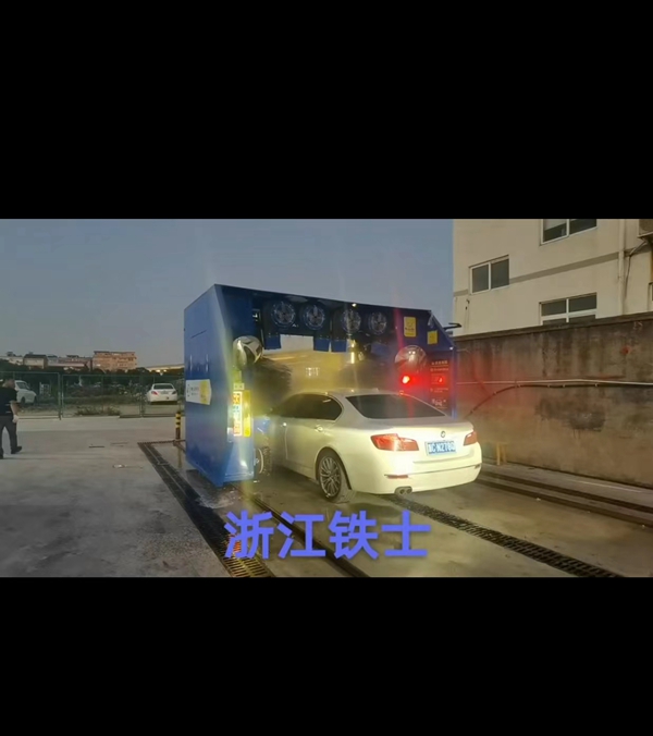 中國-溫州龍灣Guo際機(jī)場充電區(qū)，無人值守設(shè)備調(diào)試中 (2)